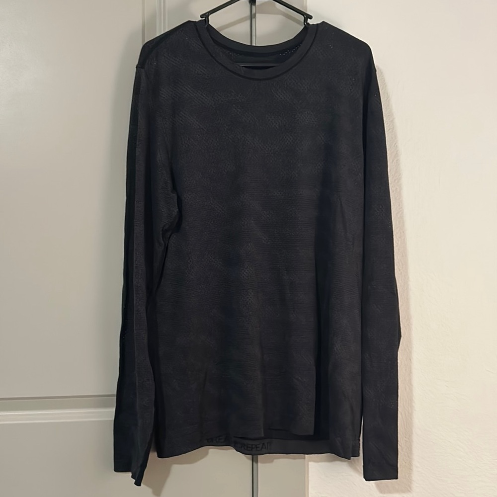 Breathable long sleeve workout shirt Lululemon